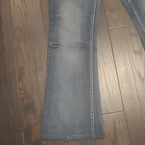 Amethyst jeans - Picture 4 of 10